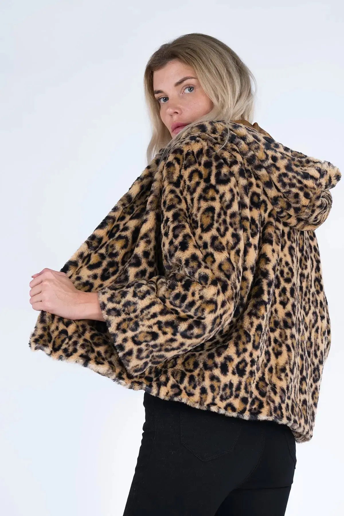 Wild Leopard fur coatSeduction