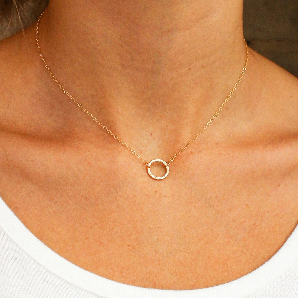 Collier pour femme avec pendentif