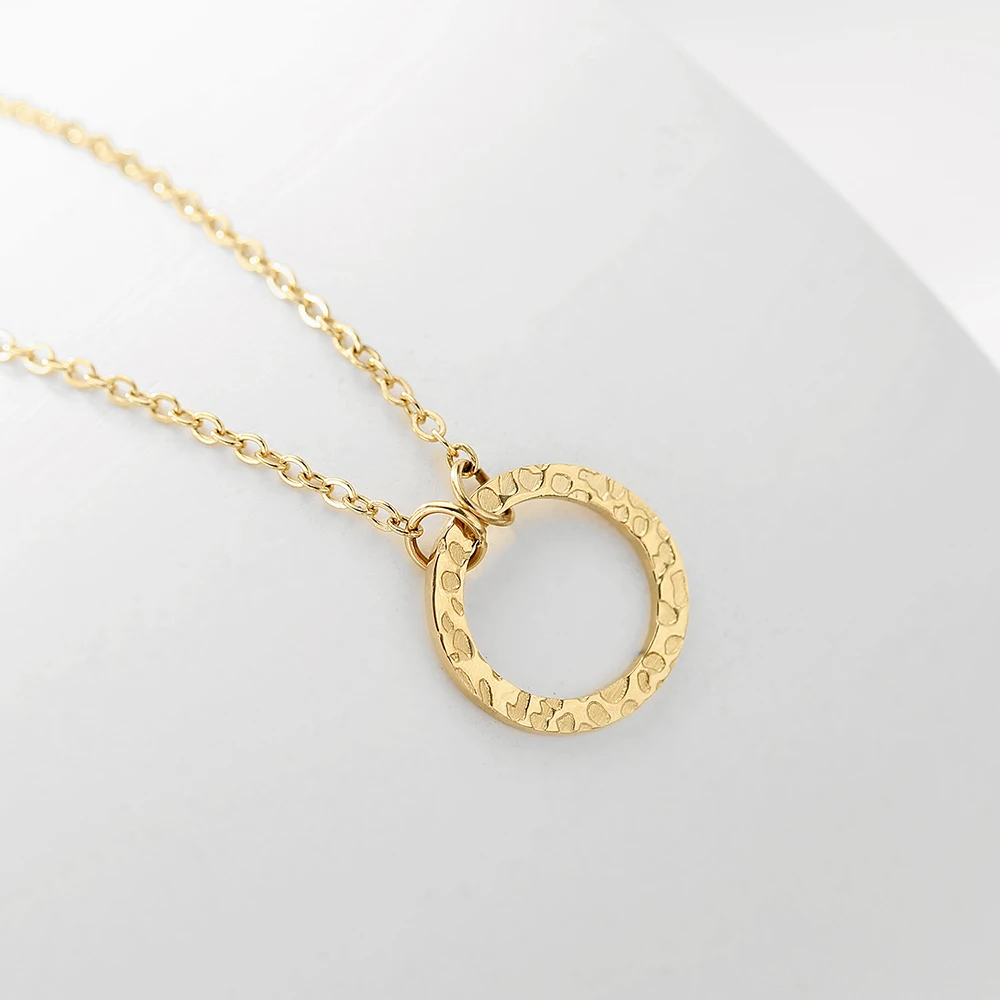 Collier pour femme avec pendentif