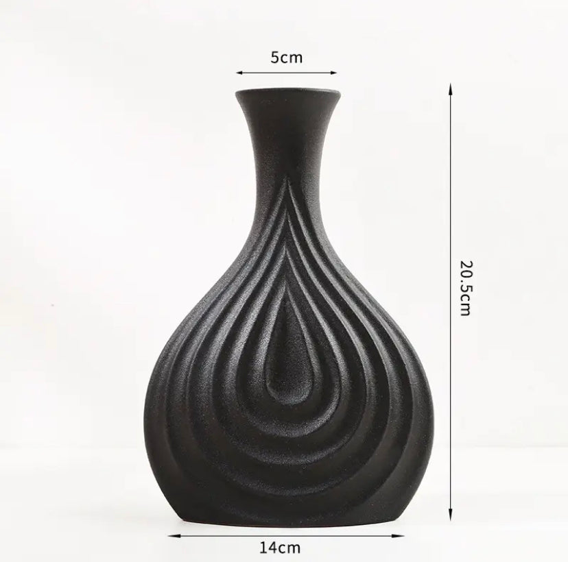 Black Vase NoirCera
