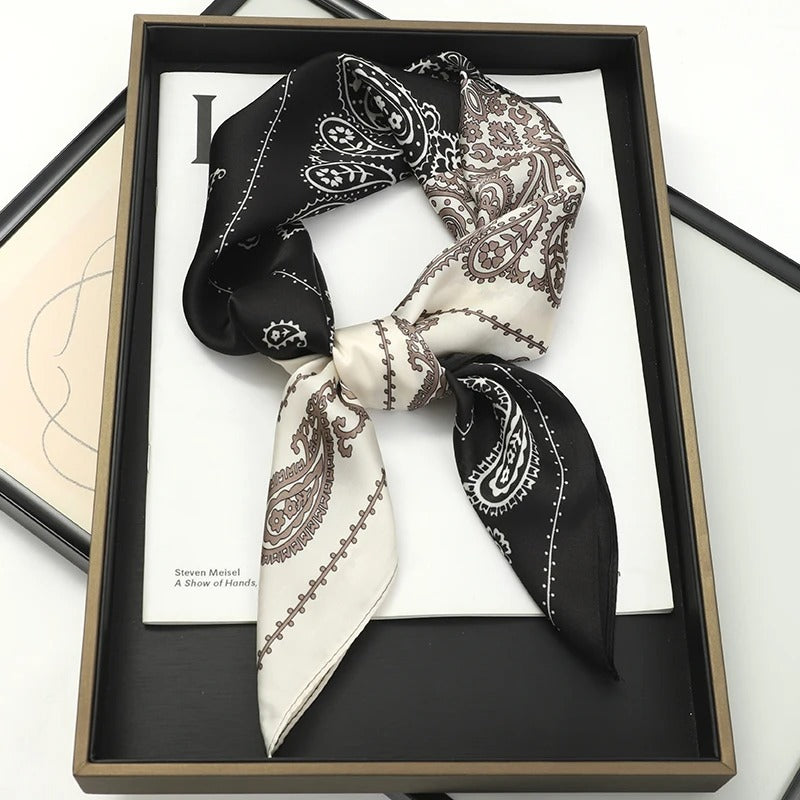 Foulard Carré en Soie Femme Sarelia